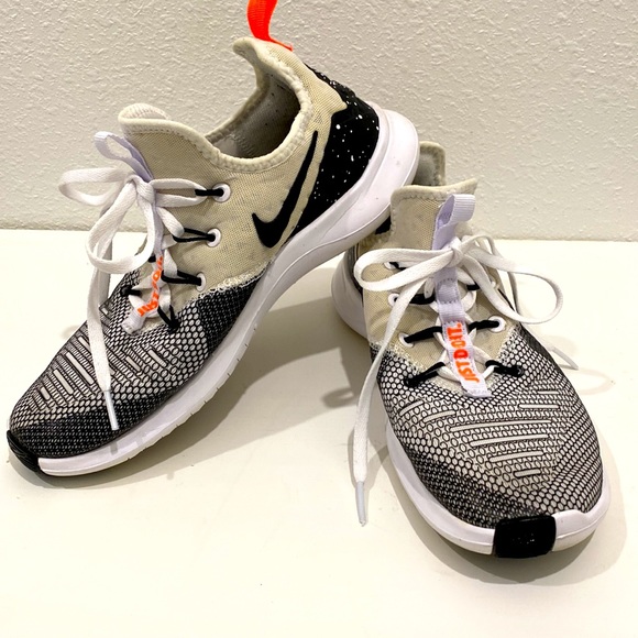 nike tr8 training shoes